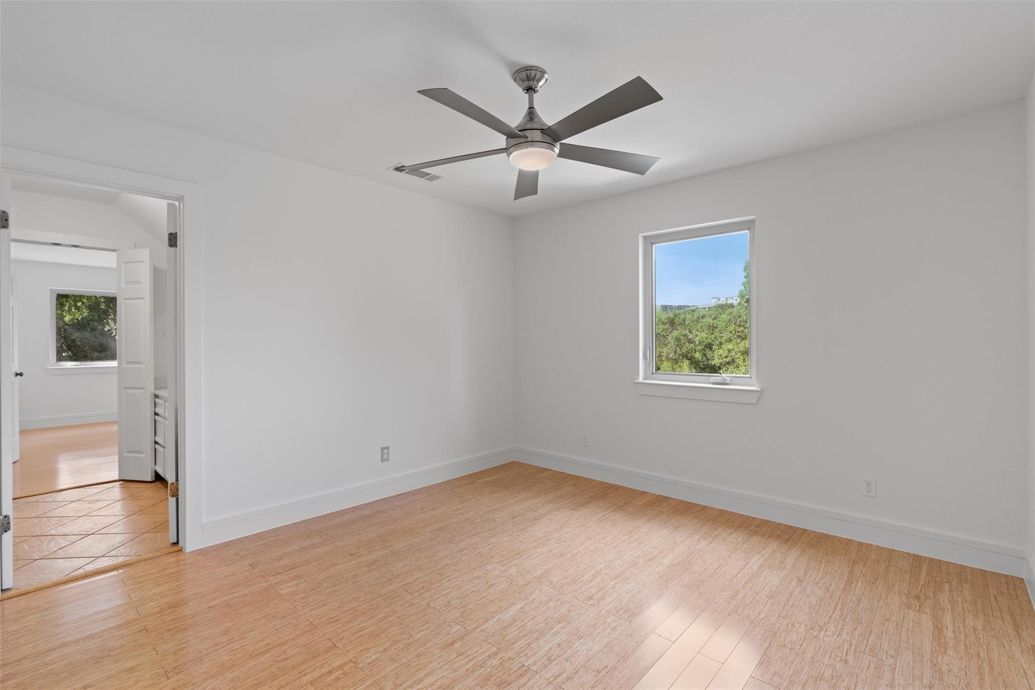 33 Long Creek Rd, Austin, TX 78737