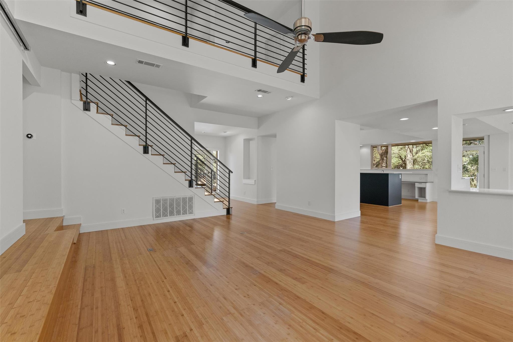 33 Long Creek Rd, Austin, TX 78737