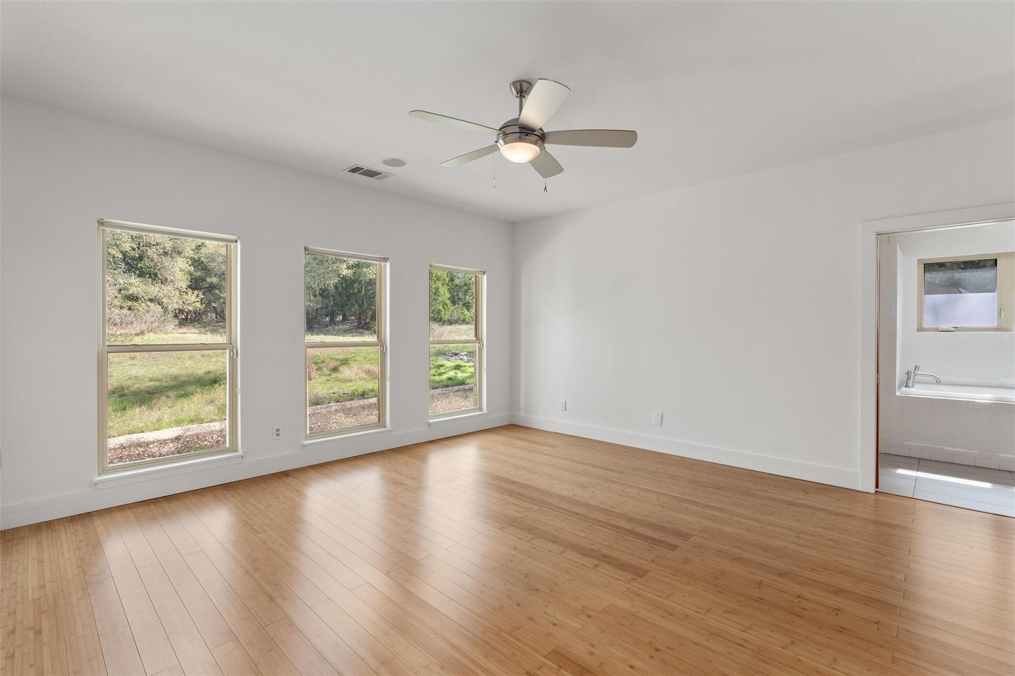 33 Long Creek Rd, Austin, TX 78737