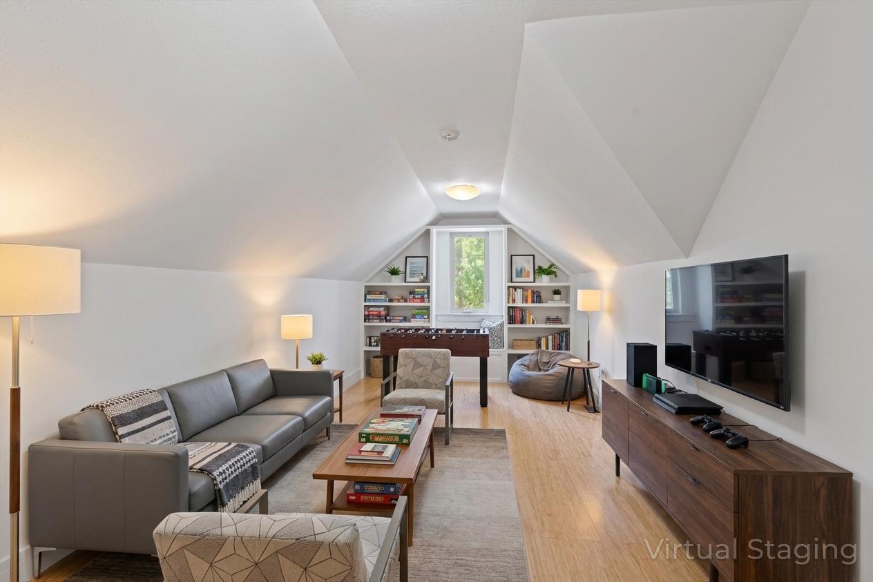 33 Long Creek Rd, Austin, TX 78737