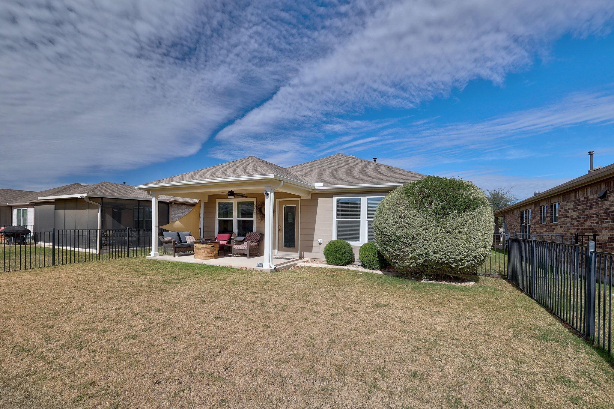 504 Hereford Ln, Georgetown, TX 78633