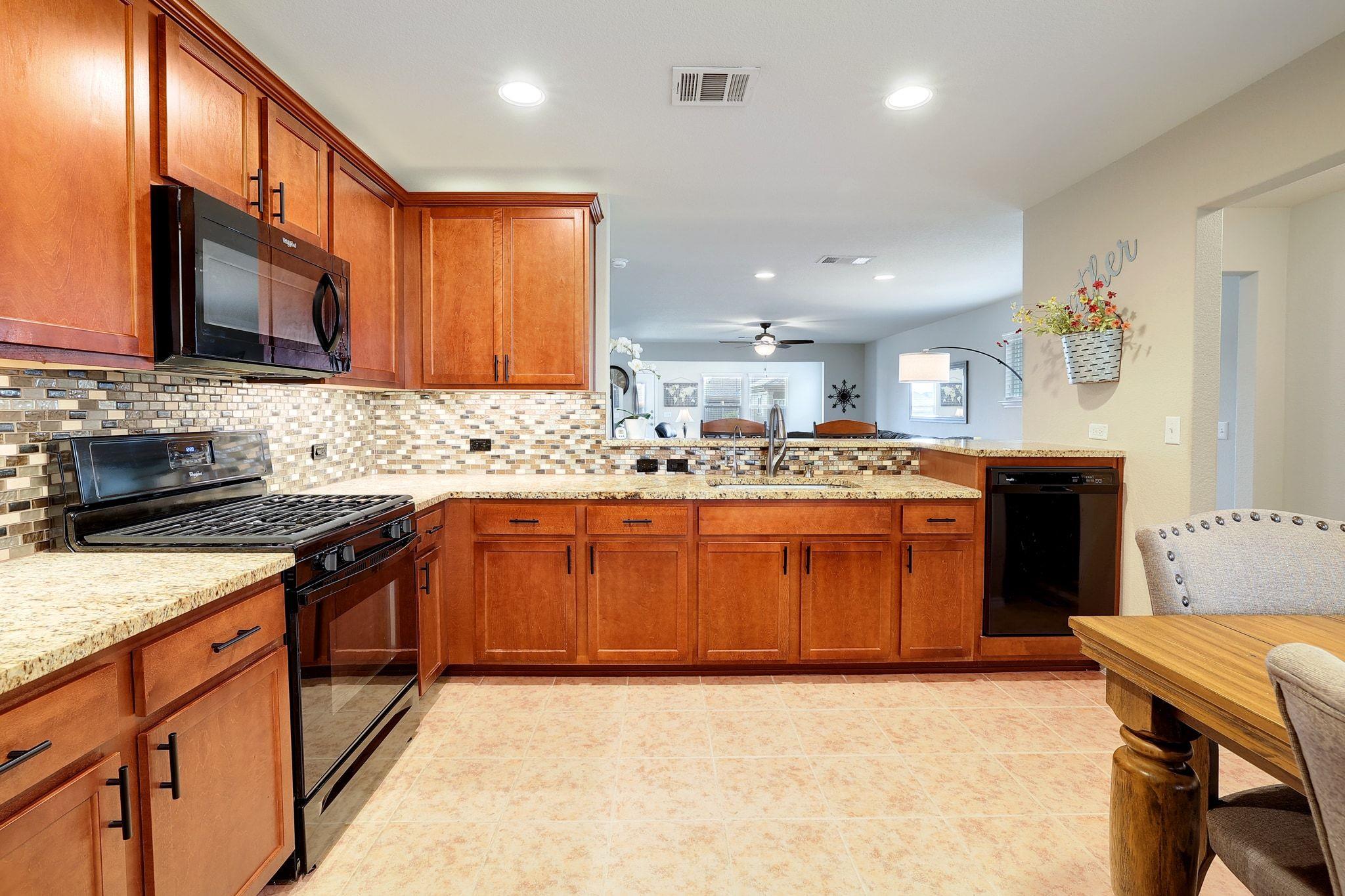 504 Hereford Ln, Georgetown, TX 78633