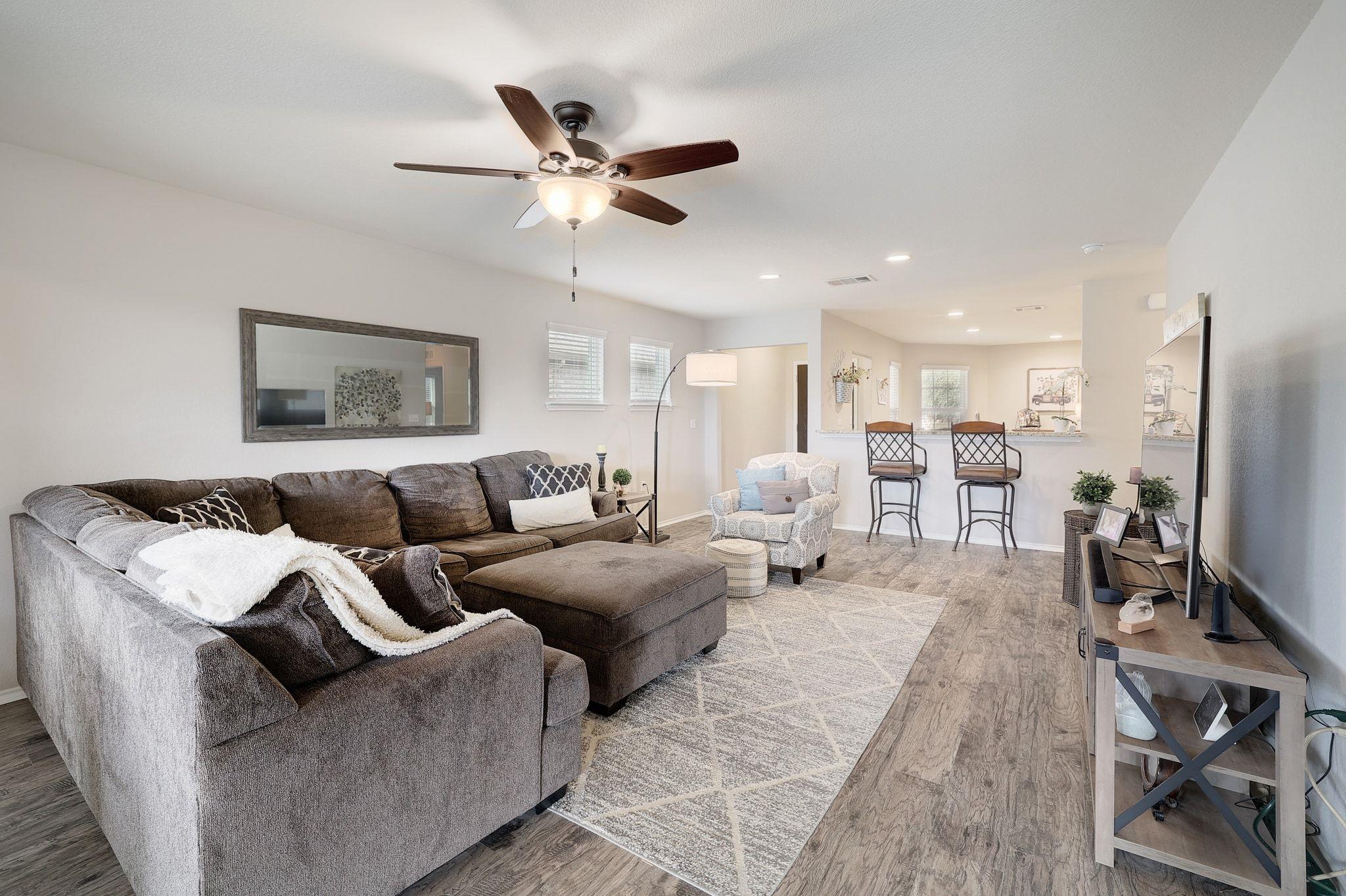 504 Hereford Ln, Georgetown, TX 78633