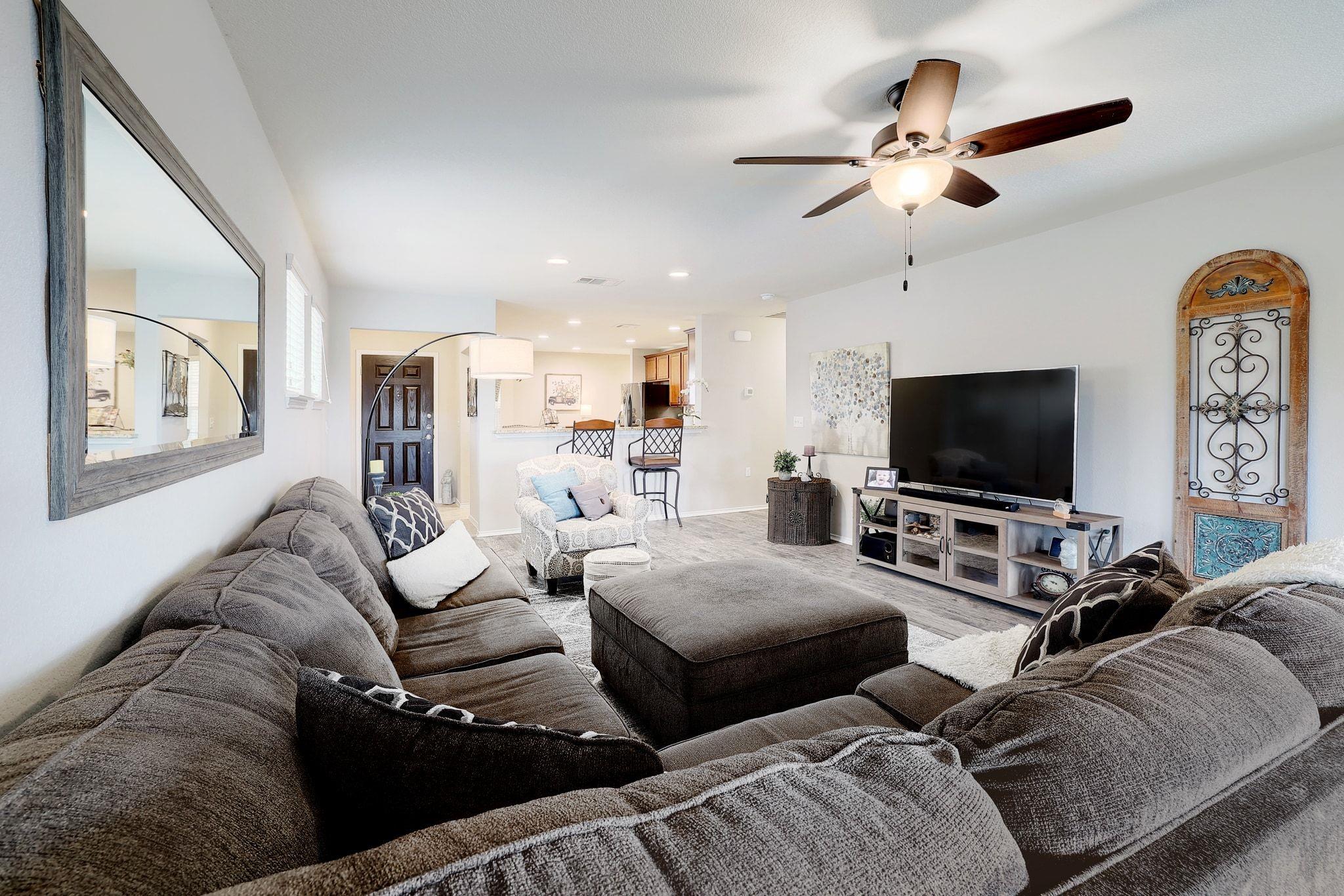 504 Hereford Ln, Georgetown, TX 78633