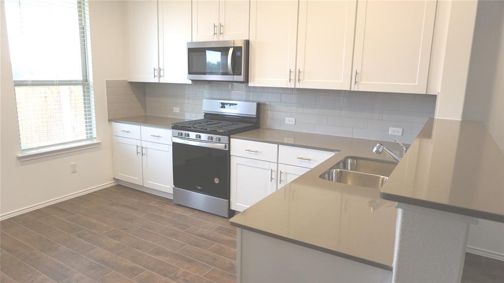 313 Redonda Dr, Liberty Hill, TX 78642