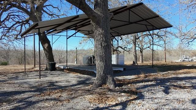 266 Catfish Ln, Lockhart, TX 78644