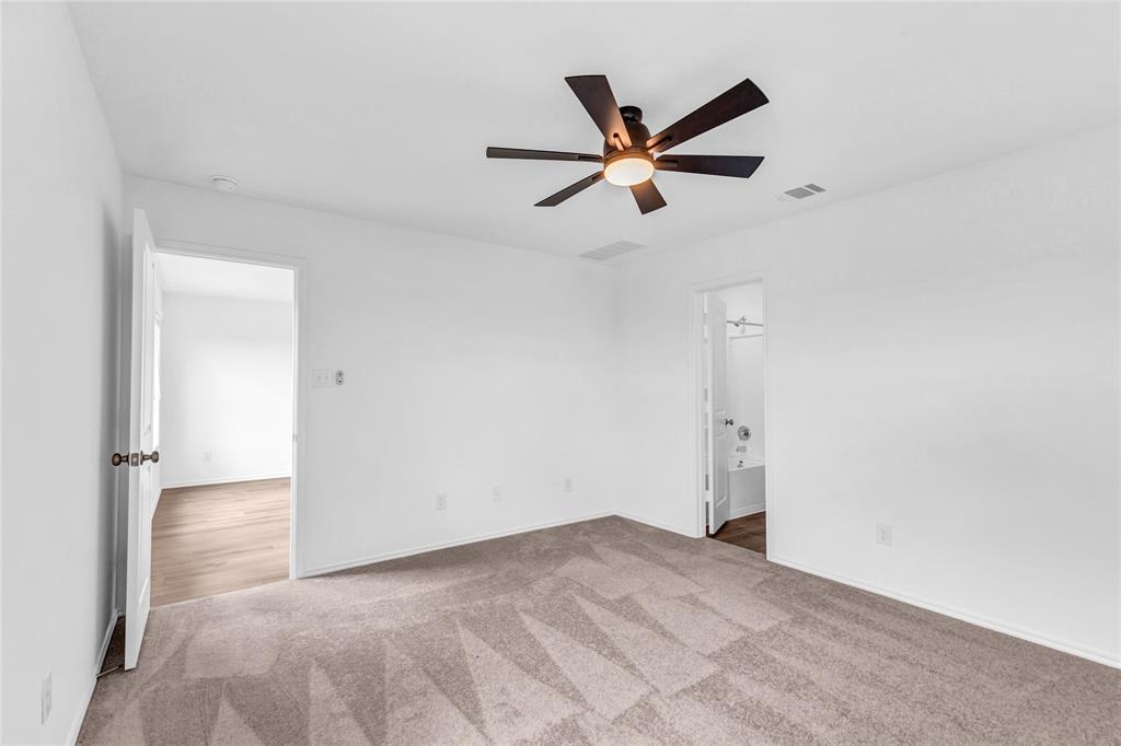 516 Rancho del Cielo Loop, Jarrell, TX 76537