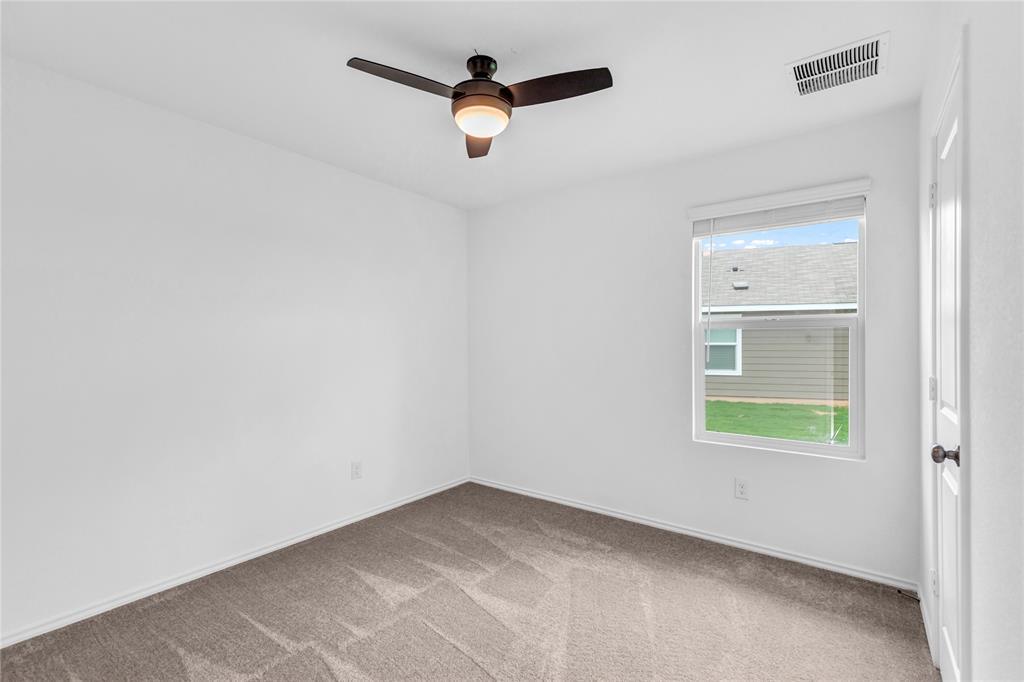 516 Rancho del Cielo Loop, Jarrell, TX 76537