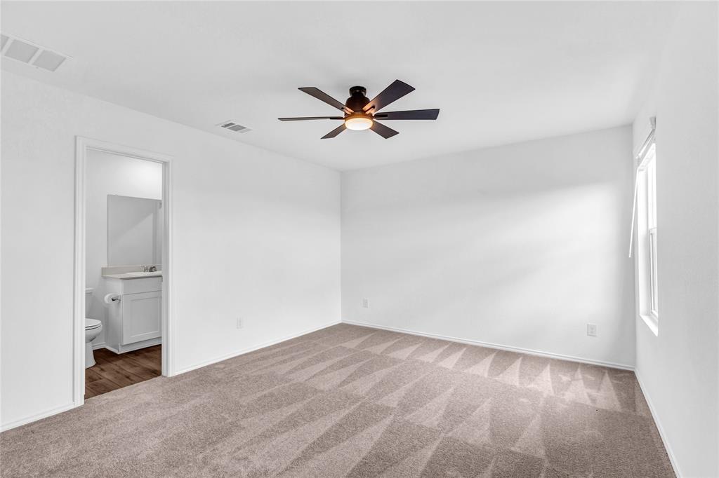 516 Rancho del Cielo Loop, Jarrell, TX 76537