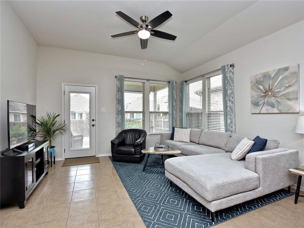 305 Methodius Dr, Hutto, TX 78634