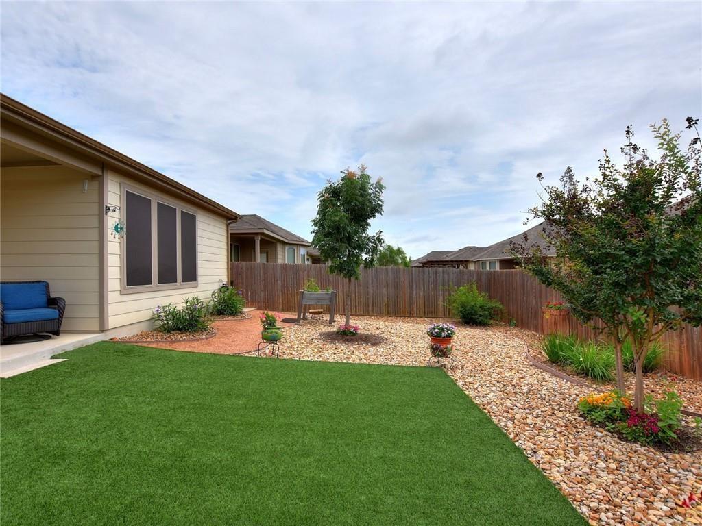 305 Methodius Dr, Hutto, TX 78634