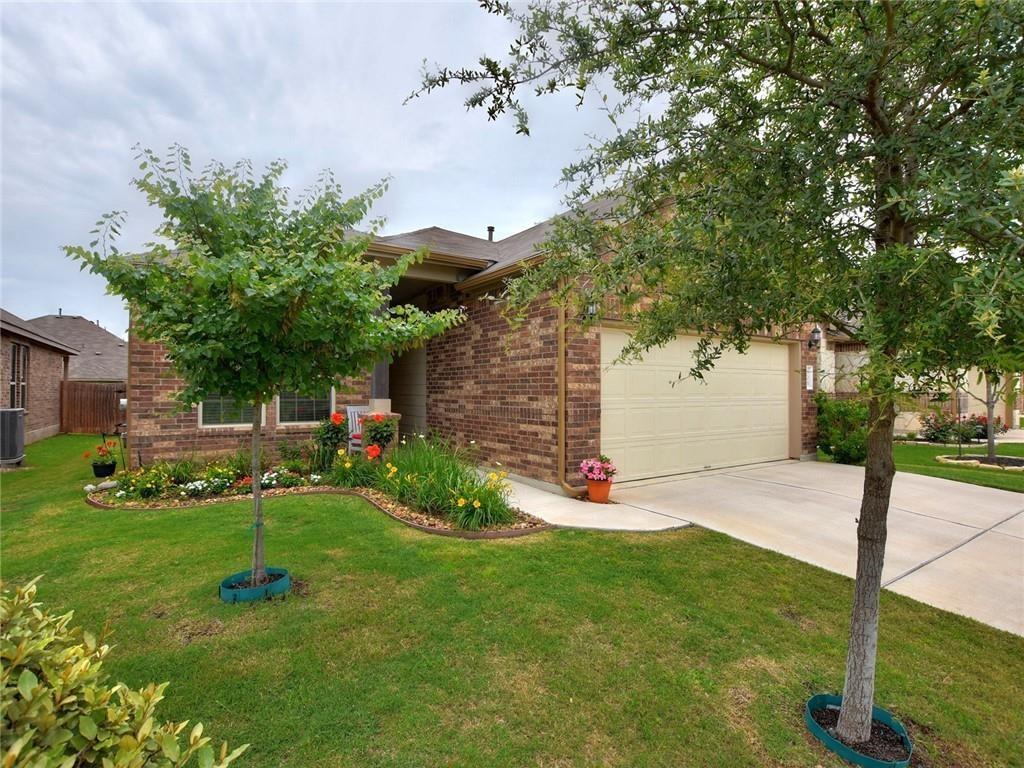 305 Methodius Dr, Hutto, TX 78634