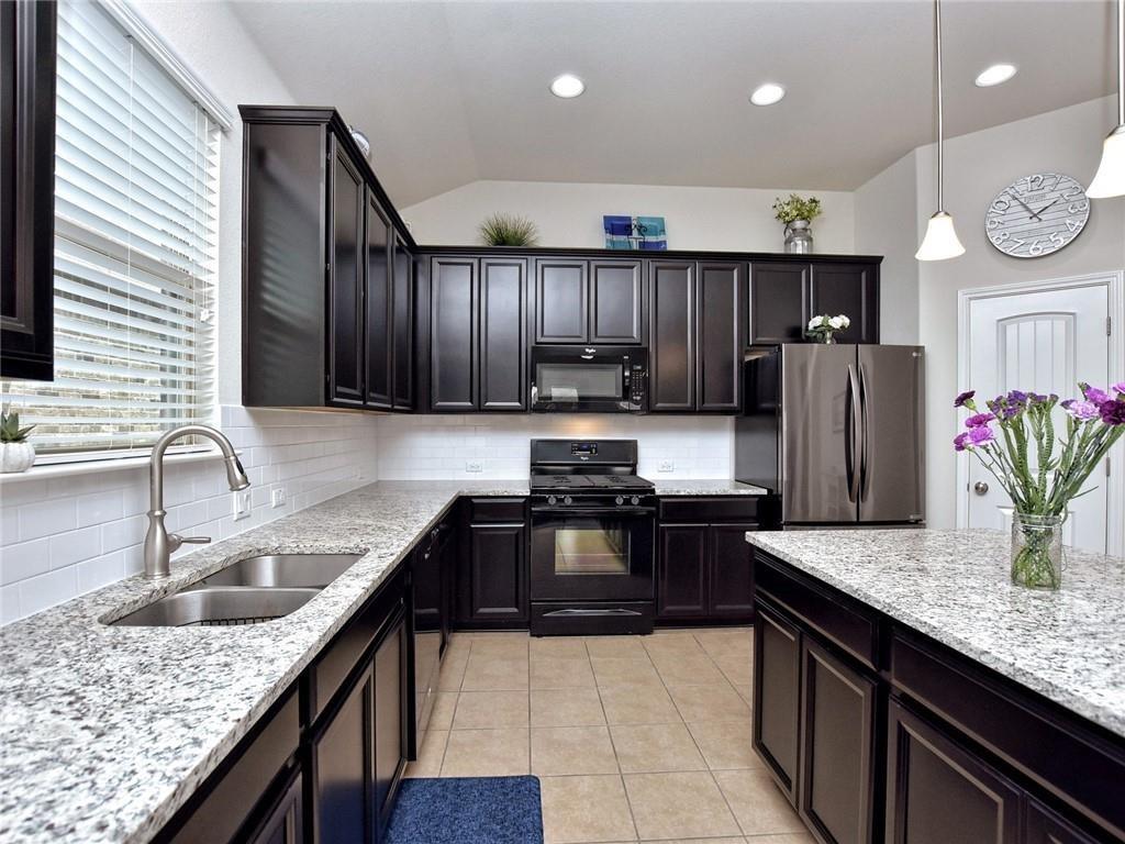 305 Methodius Dr, Hutto, TX 78634