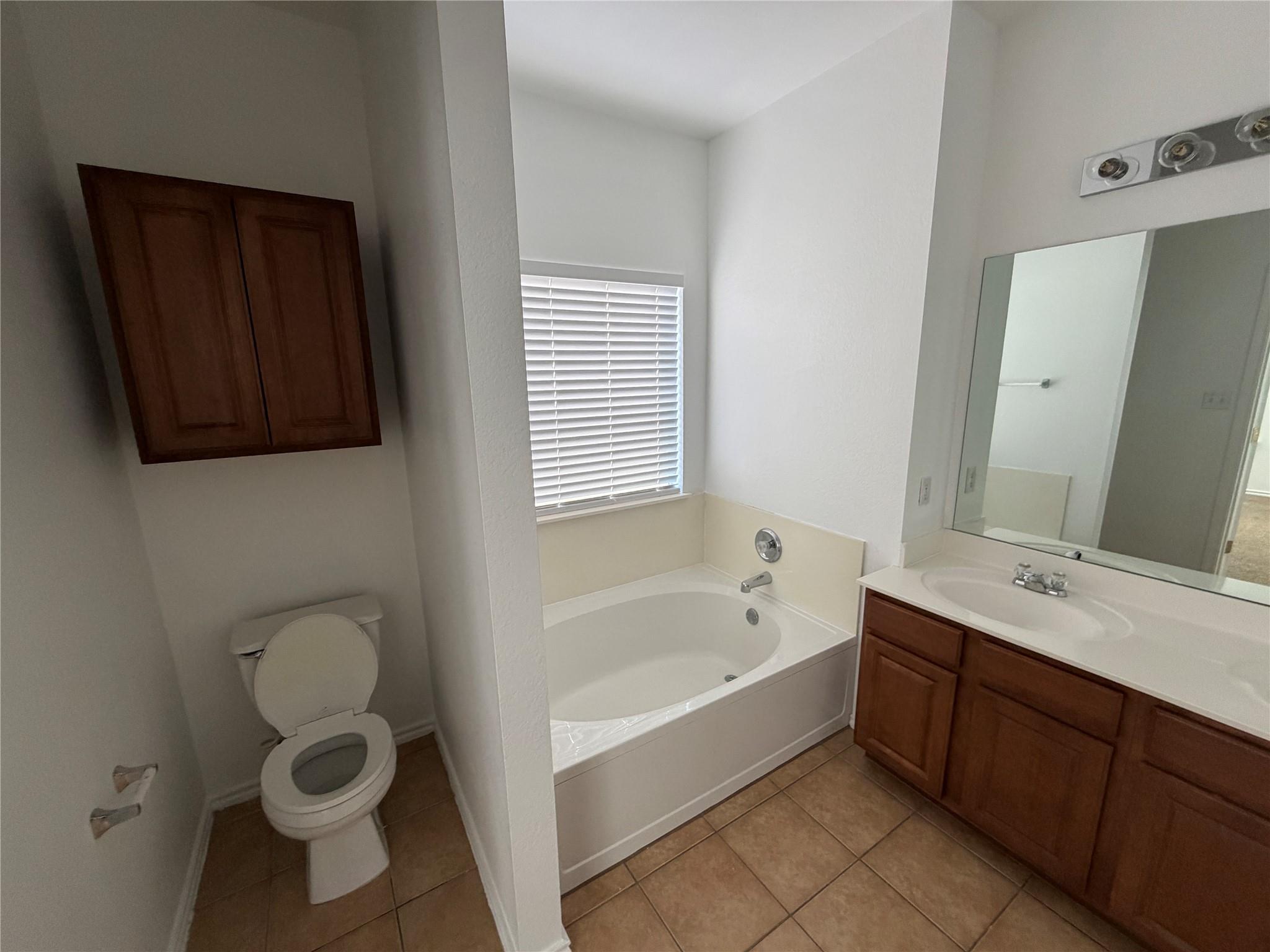 210 Dark Horse Ln, Buda, TX 78610