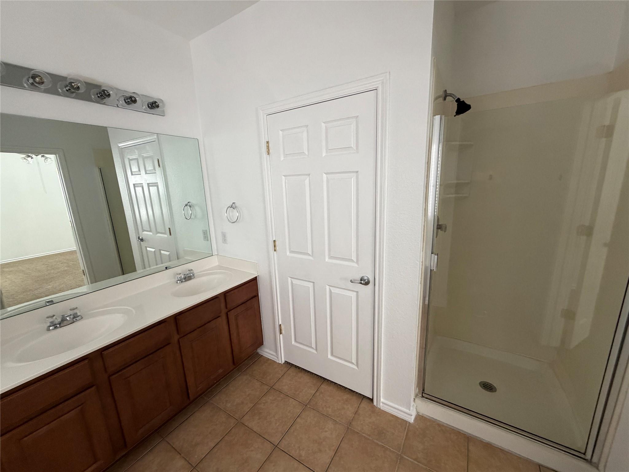 210 Dark Horse Ln, Buda, TX 78610