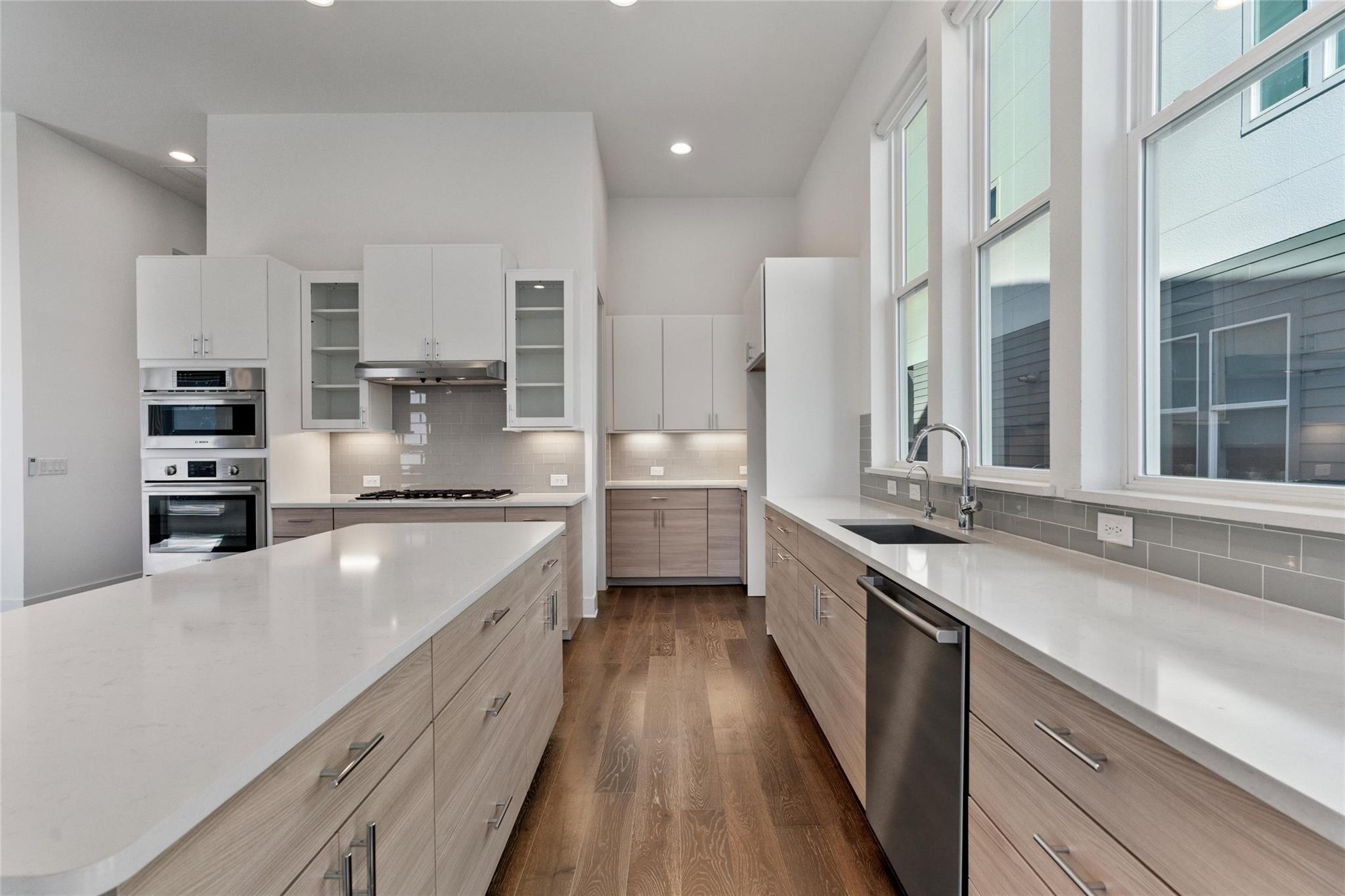 6300 Toscana Ave, Austin, TX 78724