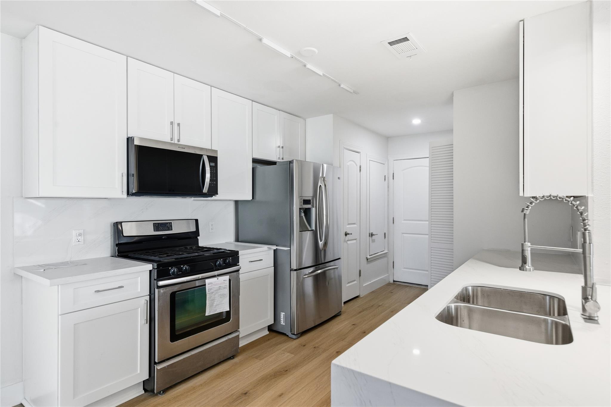 9019 Wellesley Dr, Austin, TX 78754