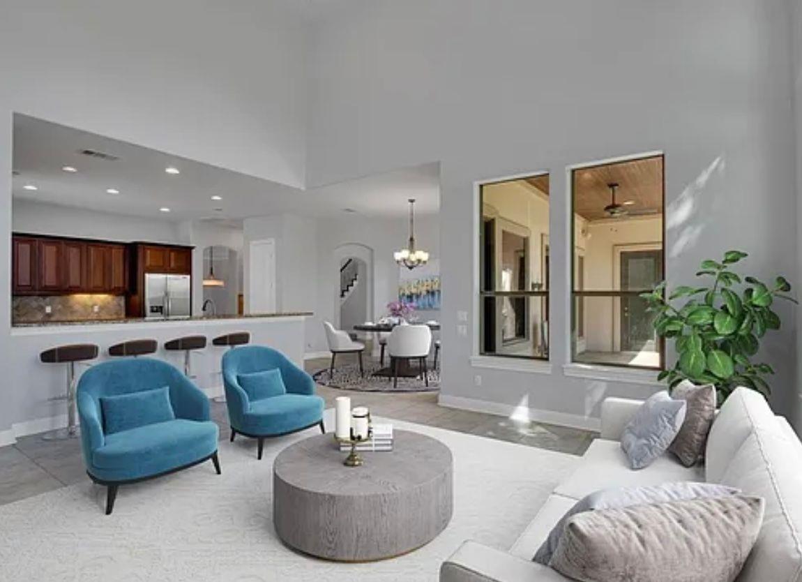 1921 University Club Dr, Austin, TX 78732