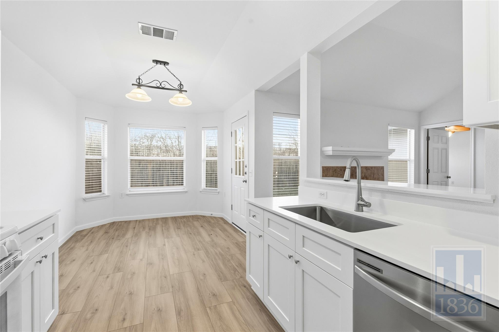 606 Colonial Park Blvd, Austin, TX 78745