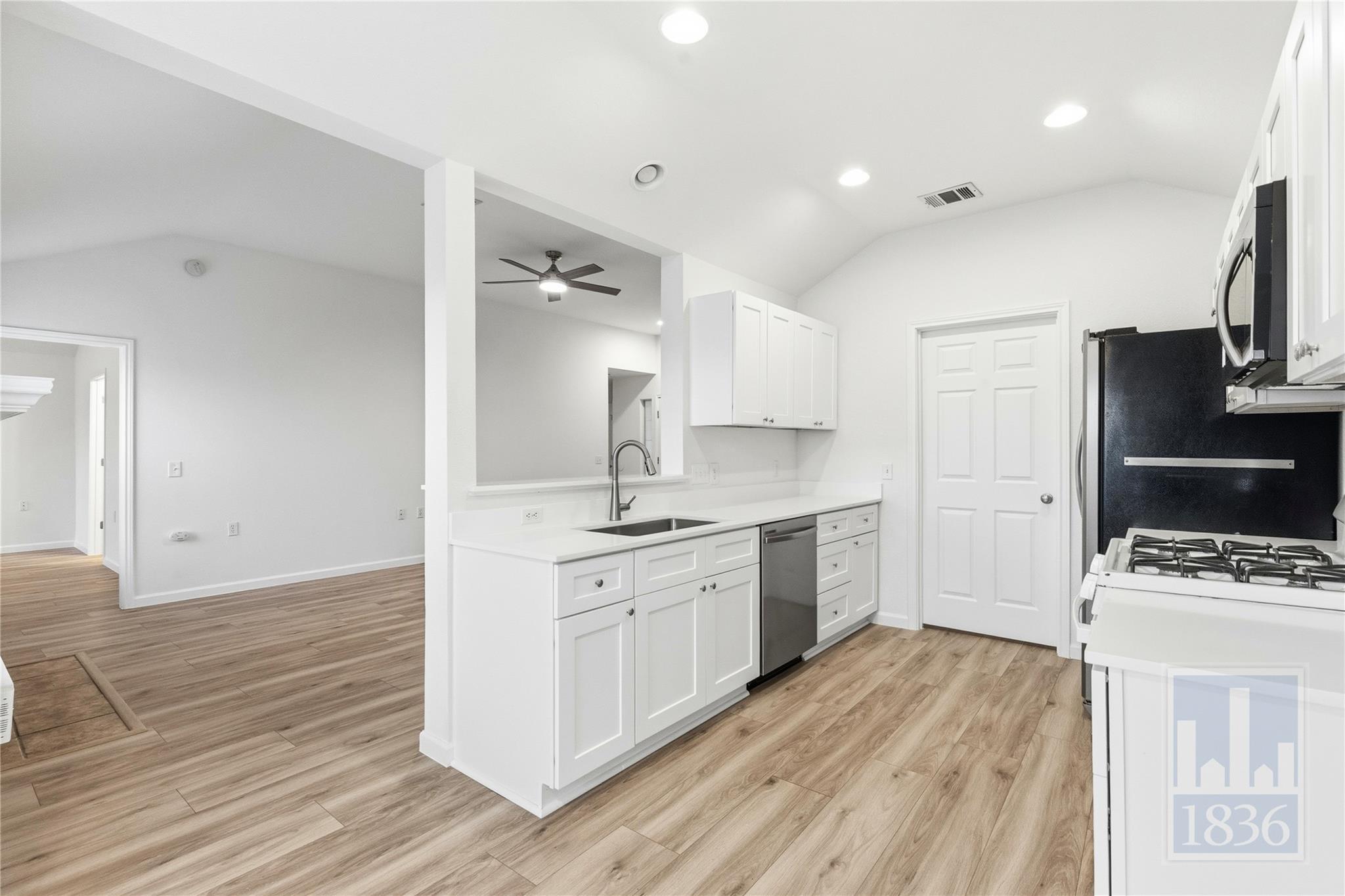 606 Colonial Park Blvd, Austin, TX 78745