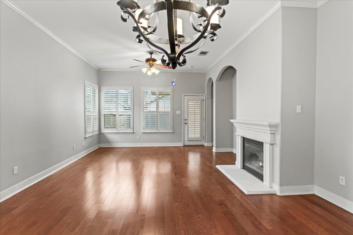 2210 Onion Creek Pkwy # 1404, Austin, TX 78747