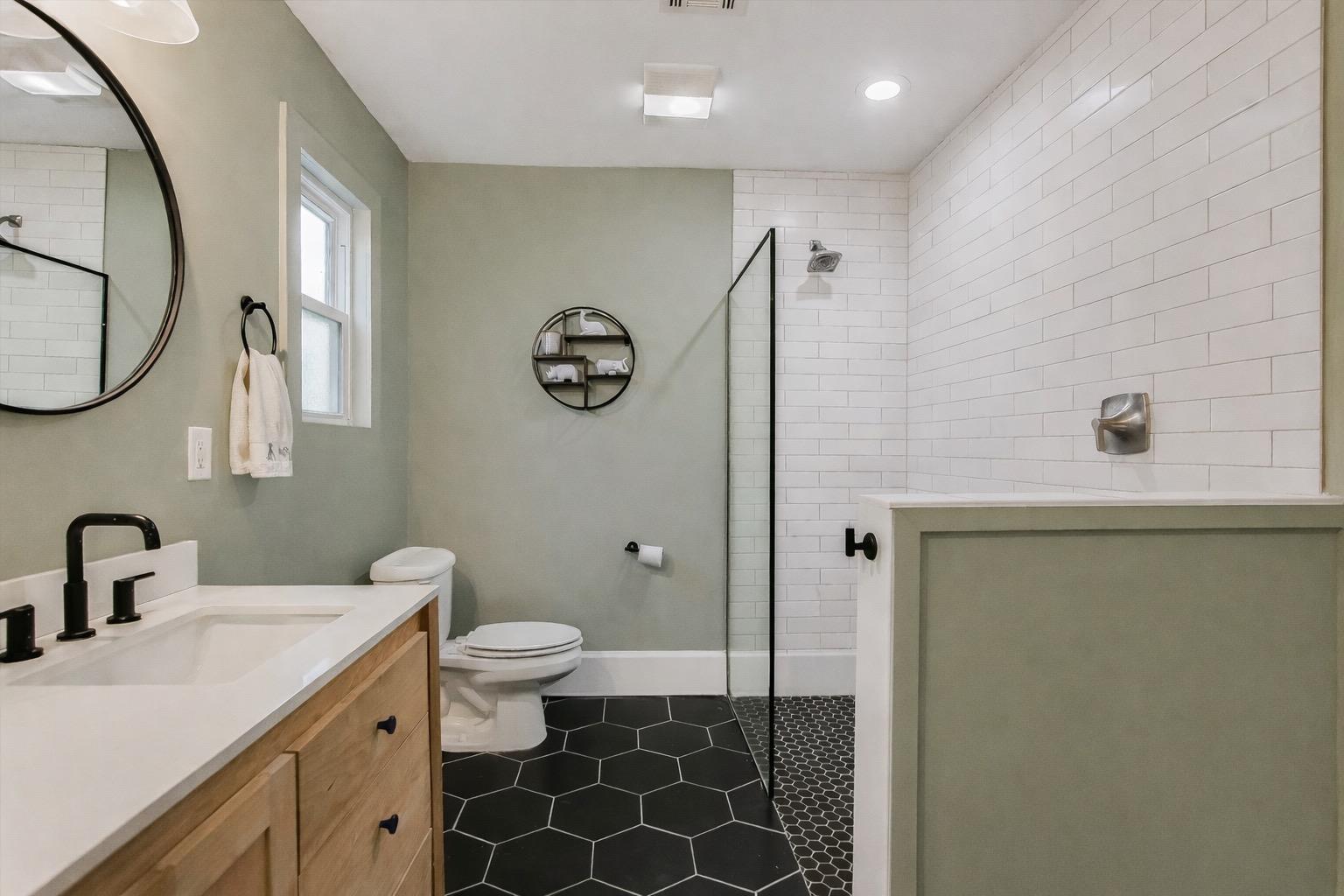 6202 Sun Vista Dr, Austin, TX 78749