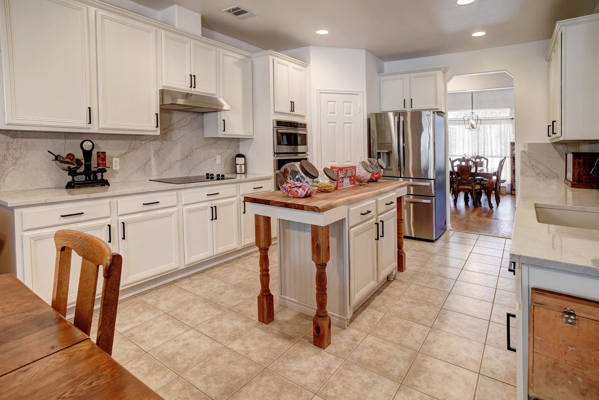 142 Joshua Smith Ln, Bastrop, TX 78602