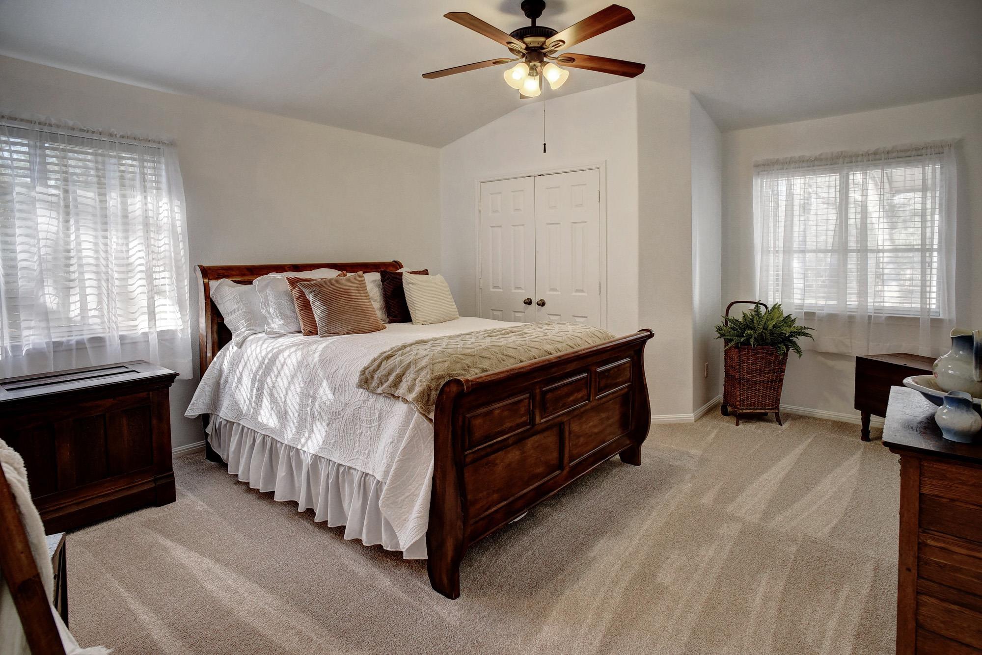 142 Joshua Smith Ln, Bastrop, TX 78602