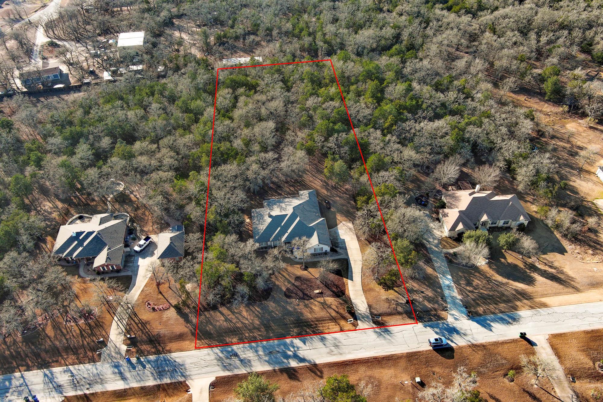 142 Joshua Smith Ln, Bastrop, TX 78602