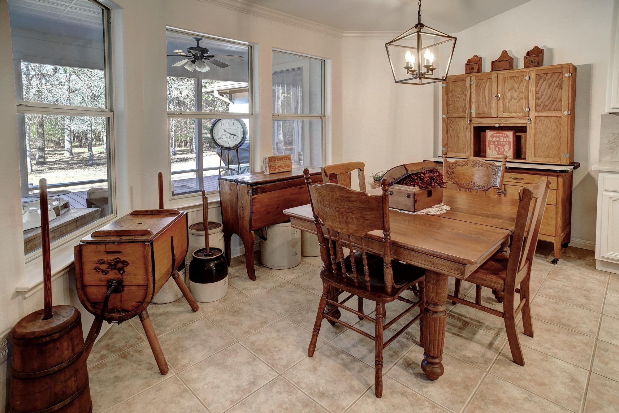 142 Joshua Smith Ln, Bastrop, TX 78602