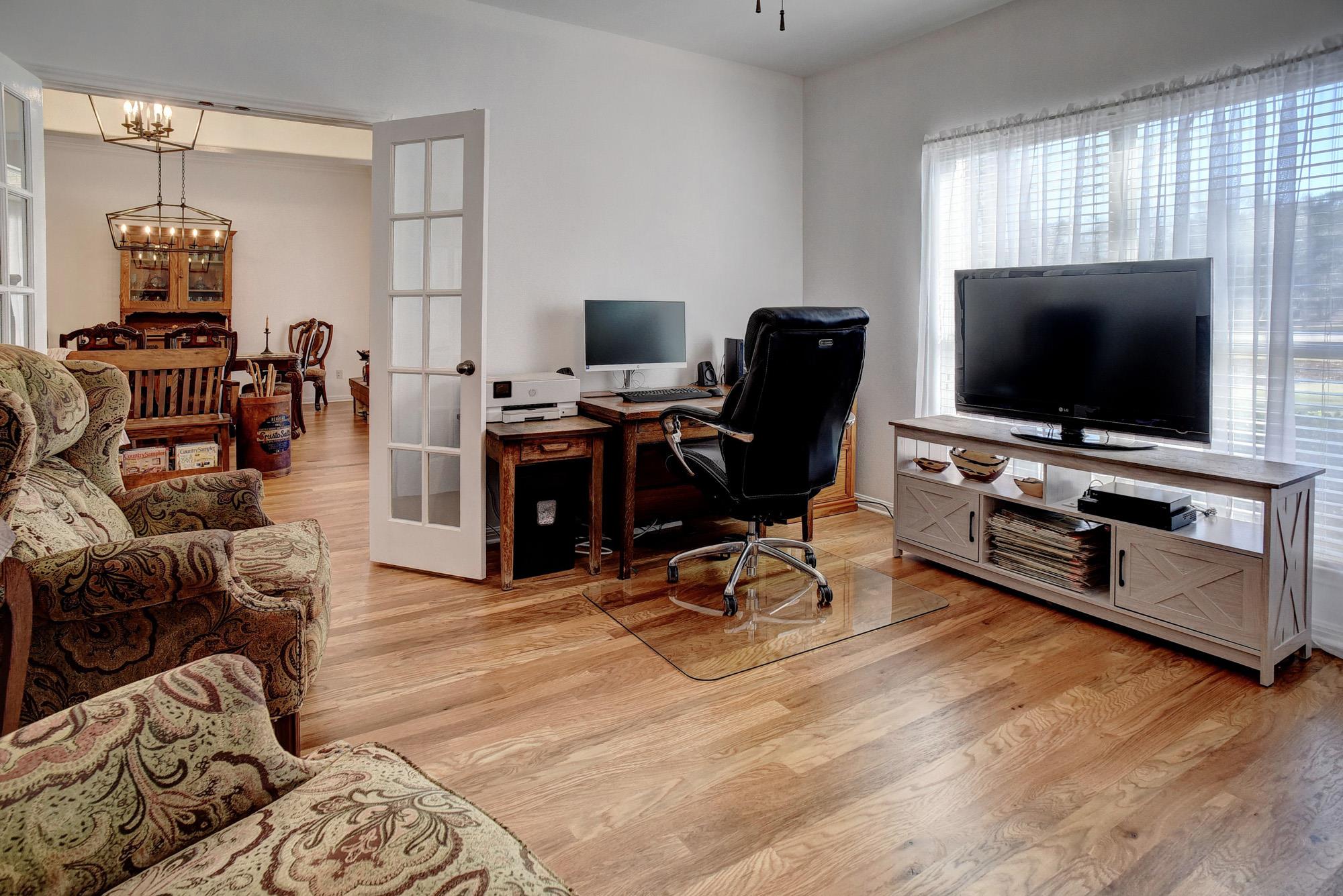 142 Joshua Smith Ln, Bastrop, TX 78602