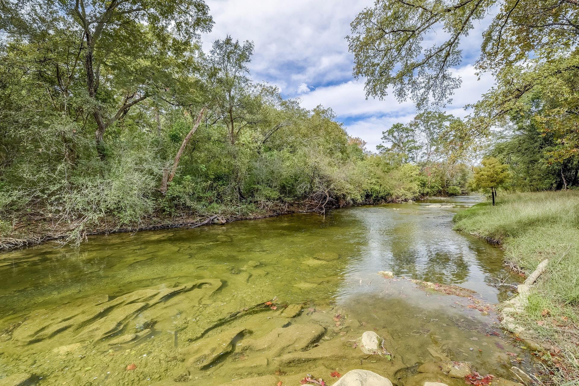 2603 Creek Bend Cir, Round Rock, TX 78681