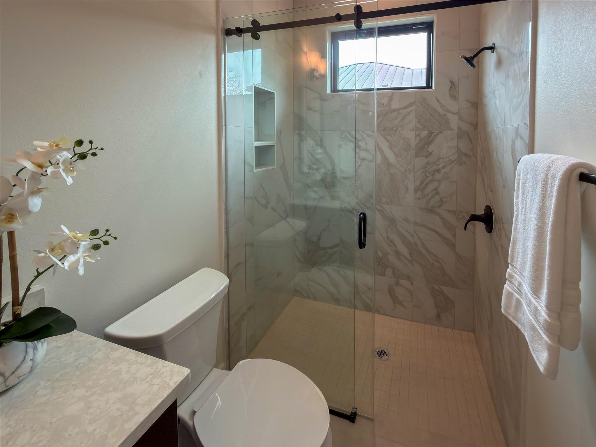 310 Apache Tears, Horseshoe Bay, TX 78657