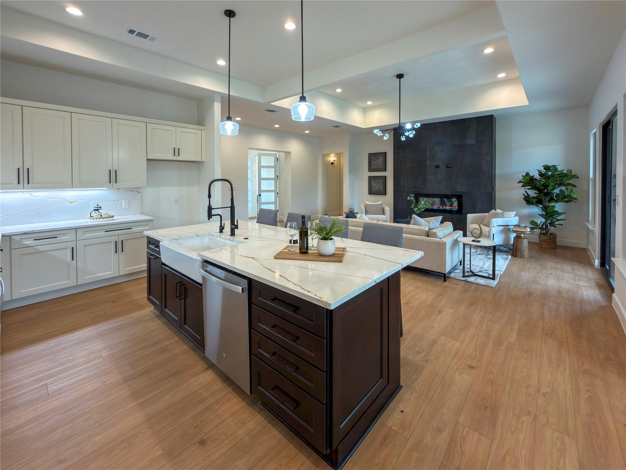 310 Apache Tears, Horseshoe Bay, TX 78657