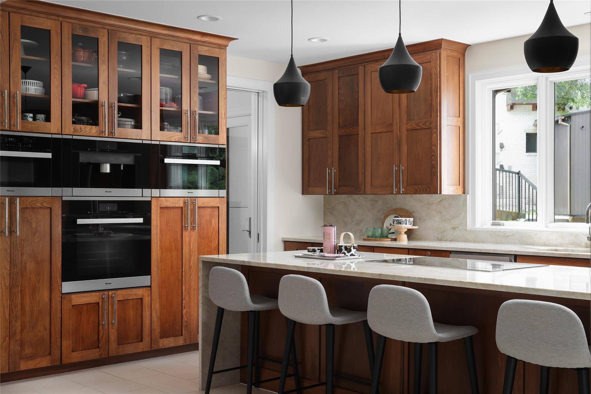 400 ALMARION Dr, Austin, TX 78746