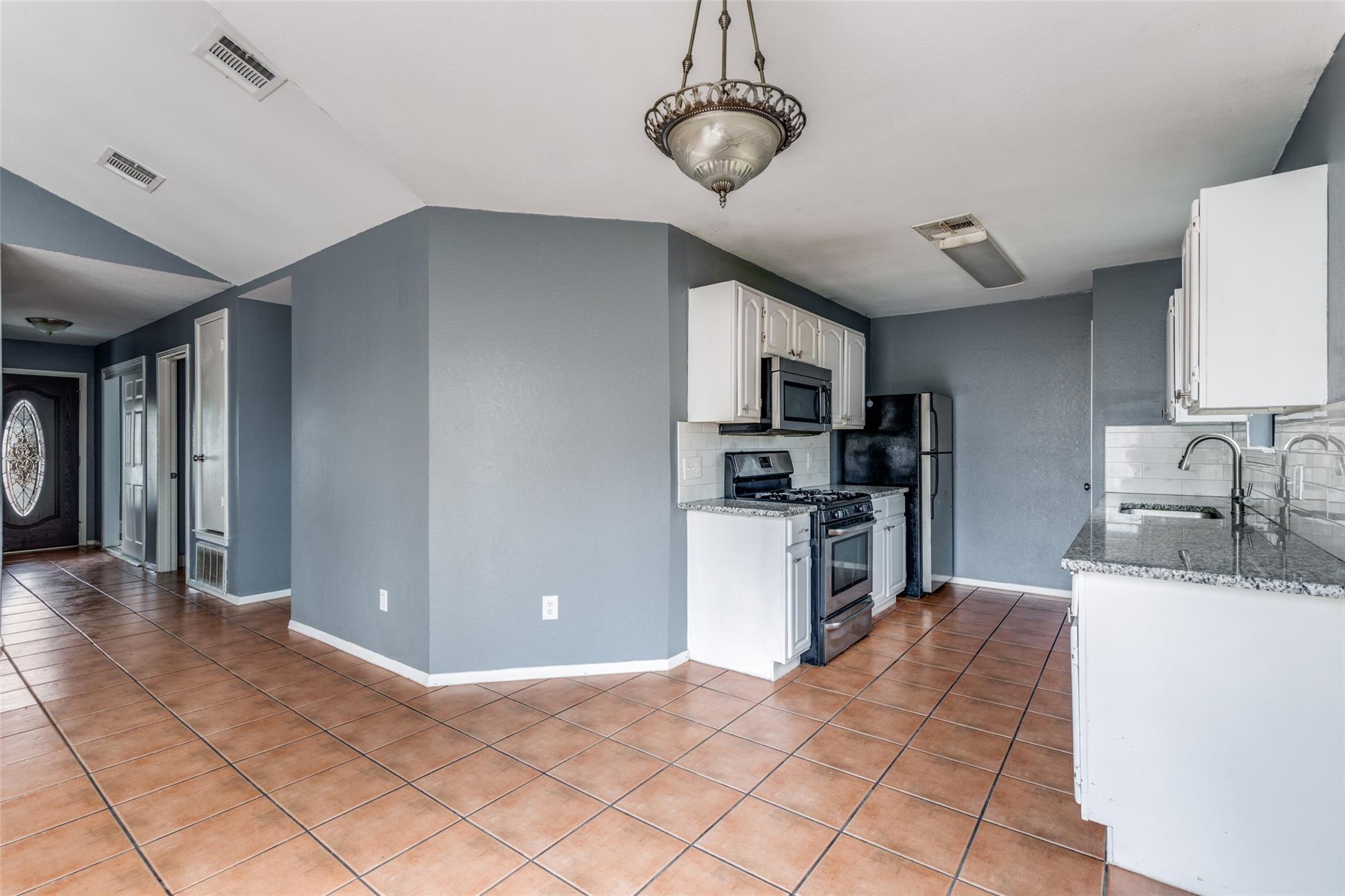 1912 Andover Dr, Round Rock, TX 78664