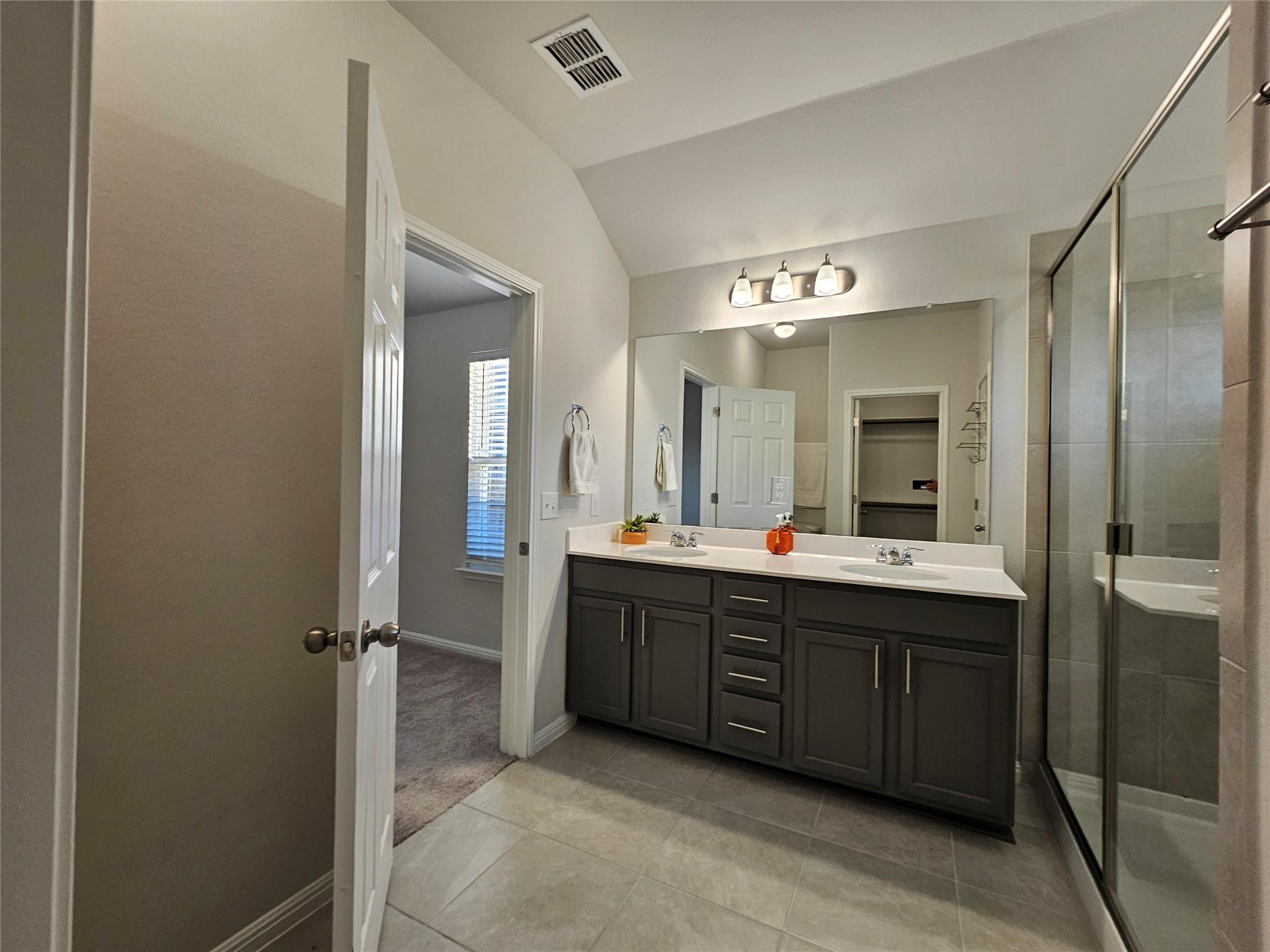 10220 Laurie Ln, Austin, TX 78747