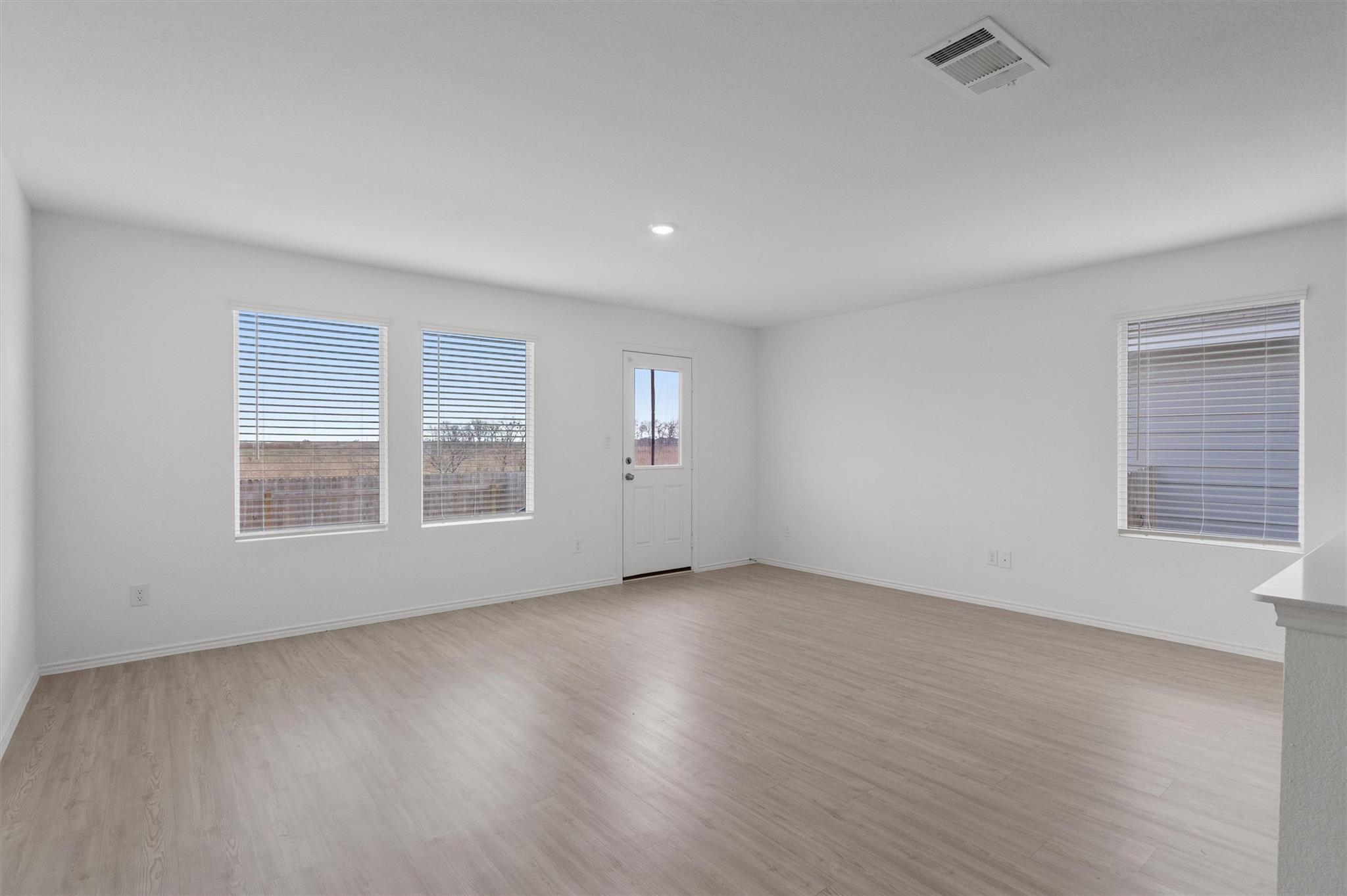 216 Little Sparklers Loop, Hutto, TX 78634