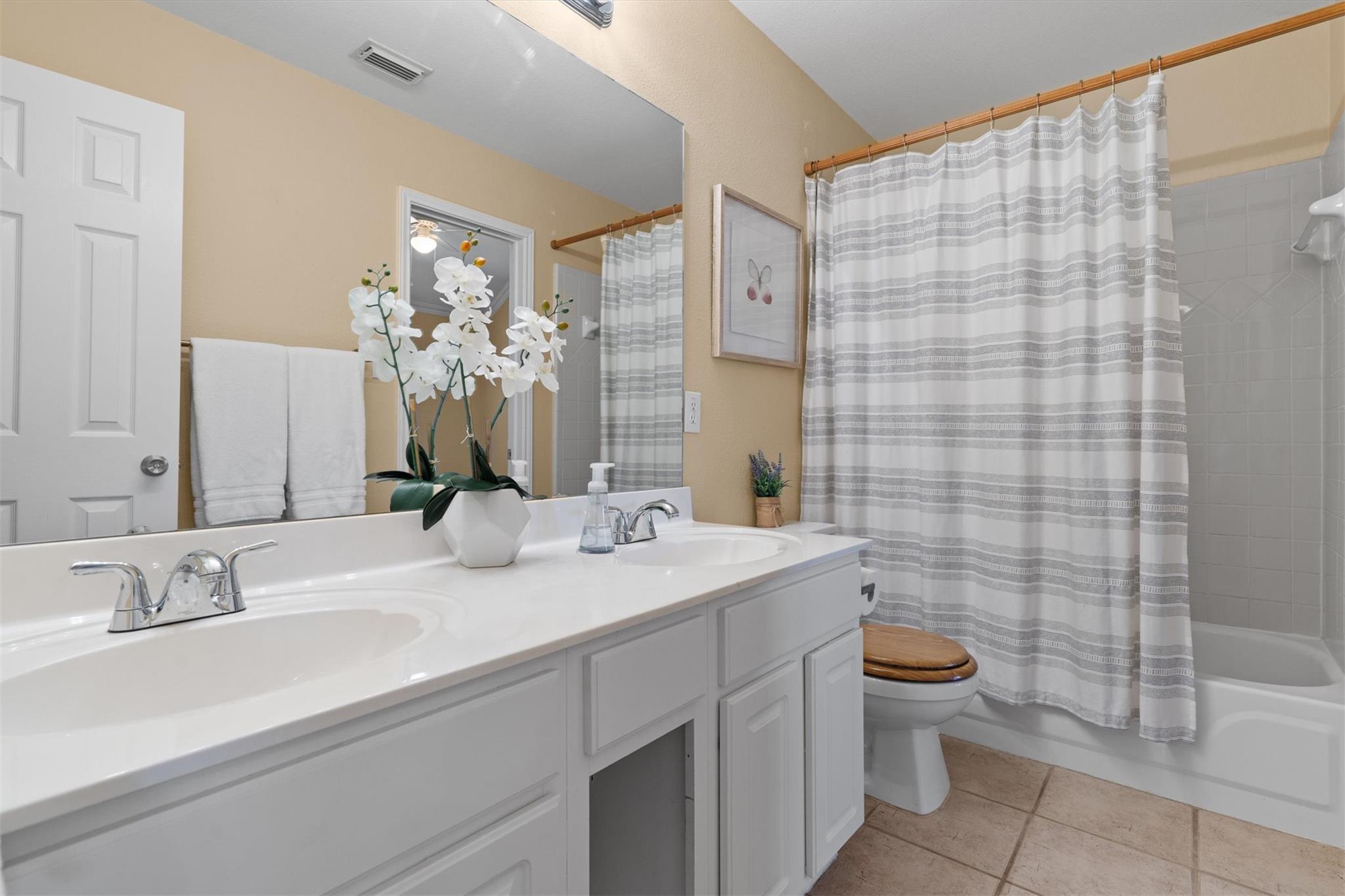 18101 Whitewater Cv, Round Rock, TX 78681