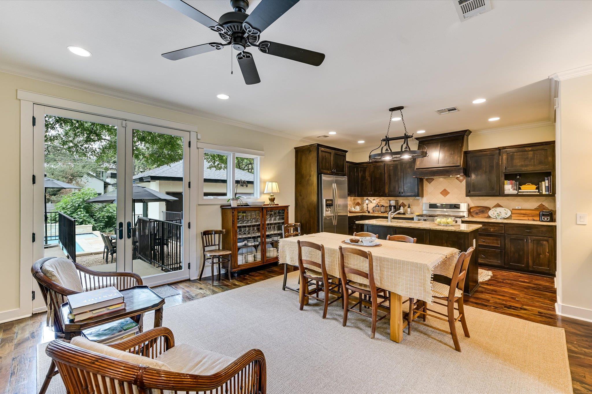 2401 Westover Rd, Austin, TX 78703