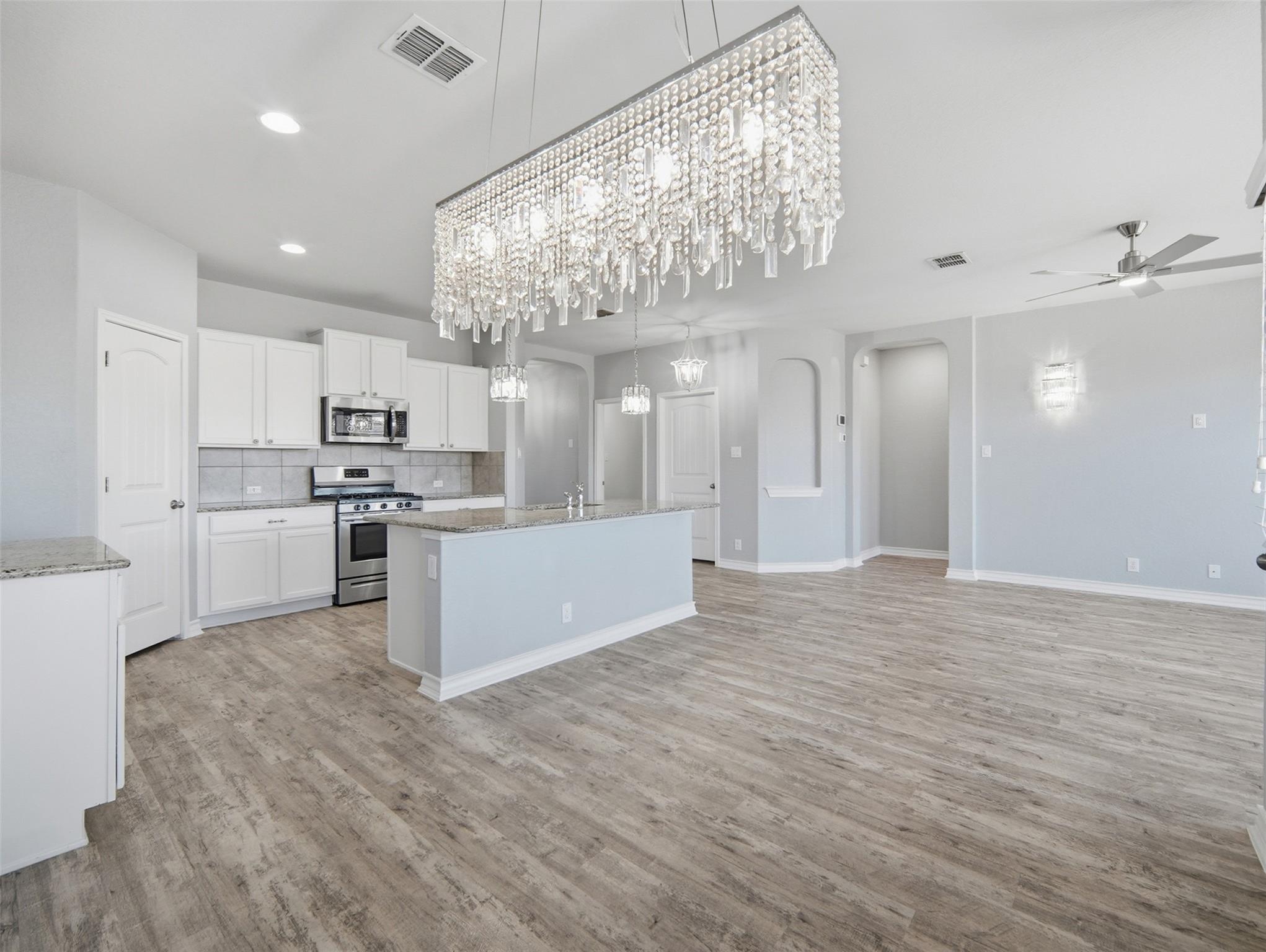 8927 Palomino Pony, San Antonio, TX 78254