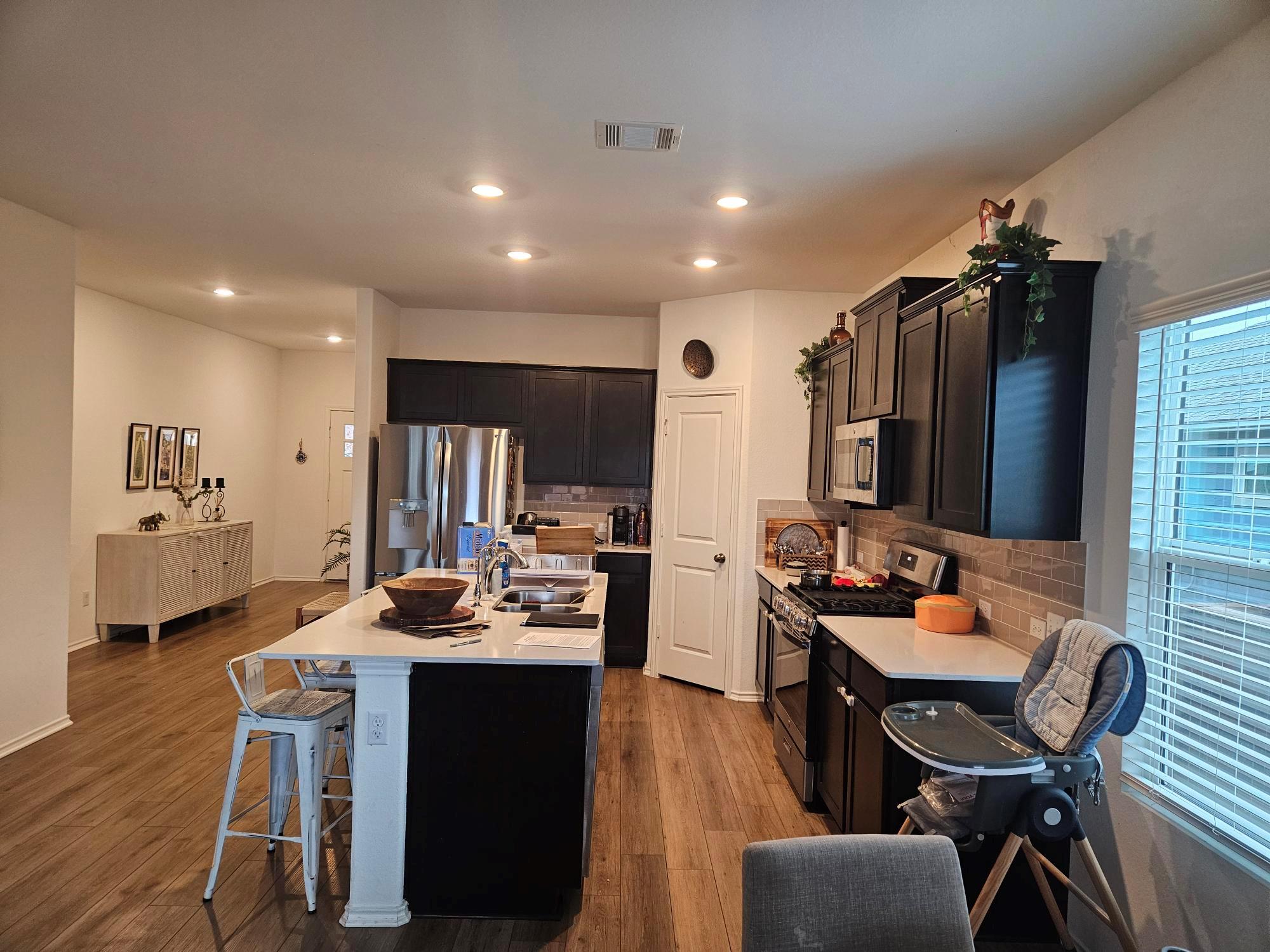 380 Mendoza, Kyle, TX 78640