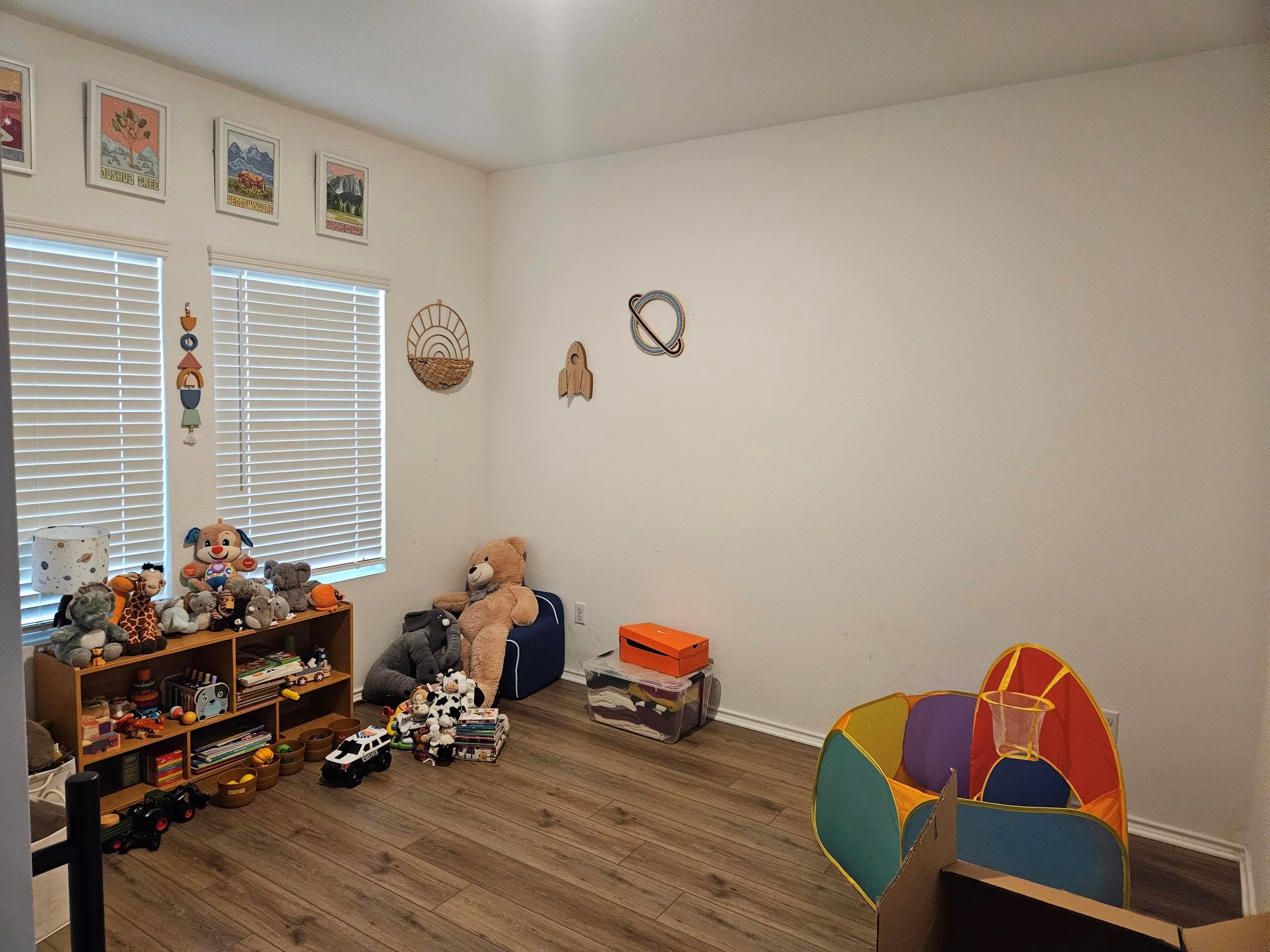 380 Mendoza, Kyle, TX 78640