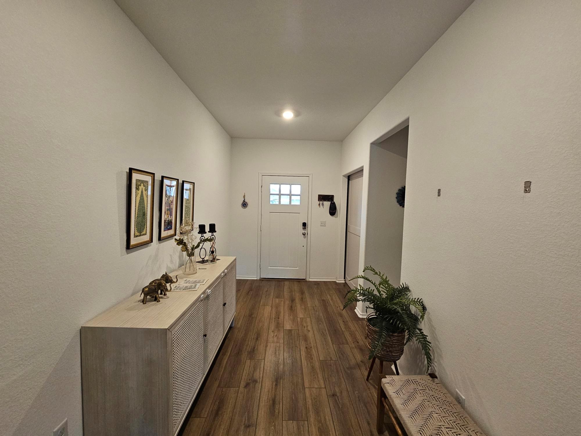 380 Mendoza, Kyle, TX 78640