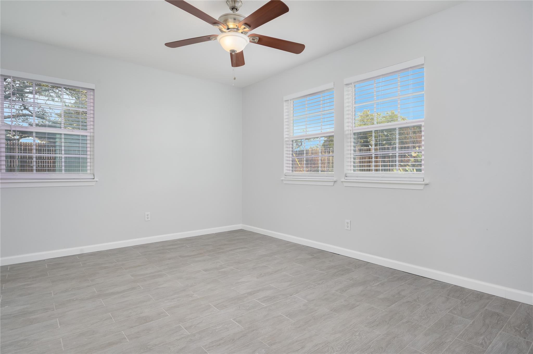 15302 Cavalier Canyon Dr # B, Lakeway, TX 78734