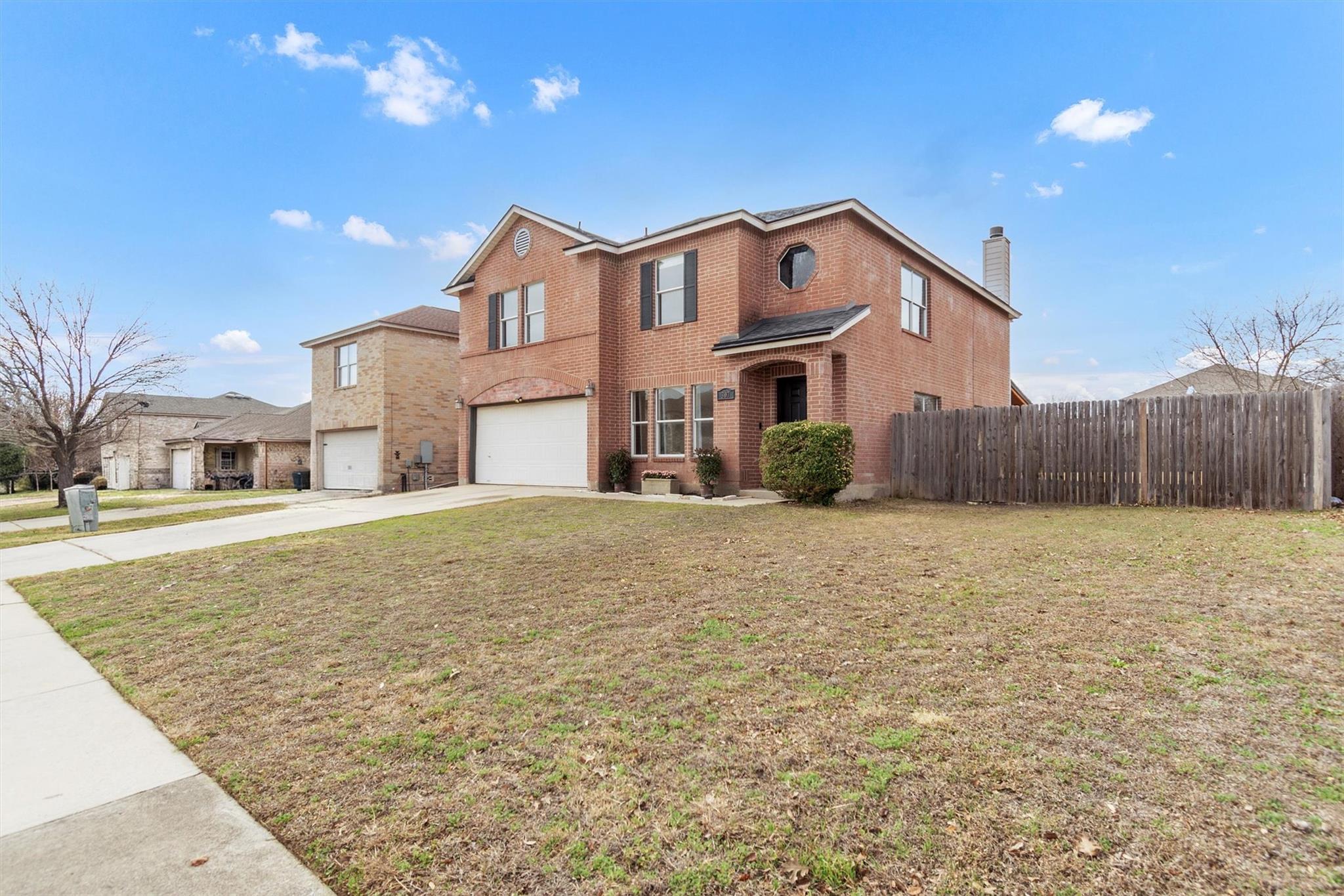 307 Crossland Cv, Leander, TX 78641