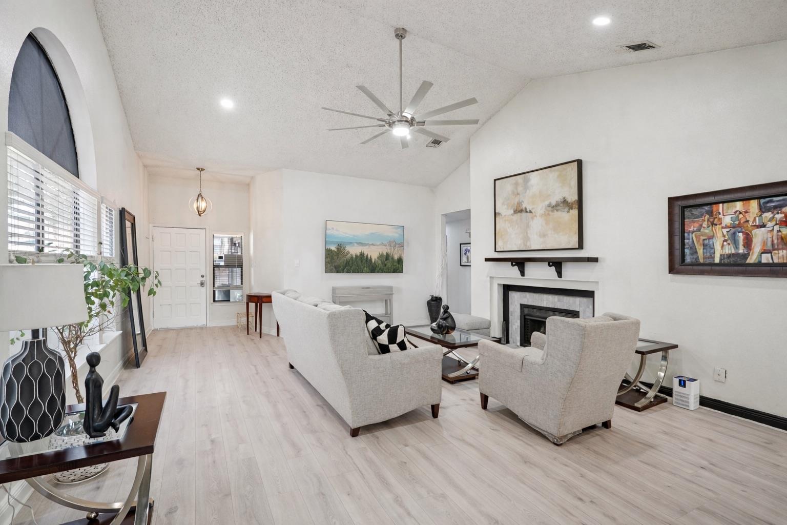 17011 Vista Village Dr, San Antonio, TX 78247