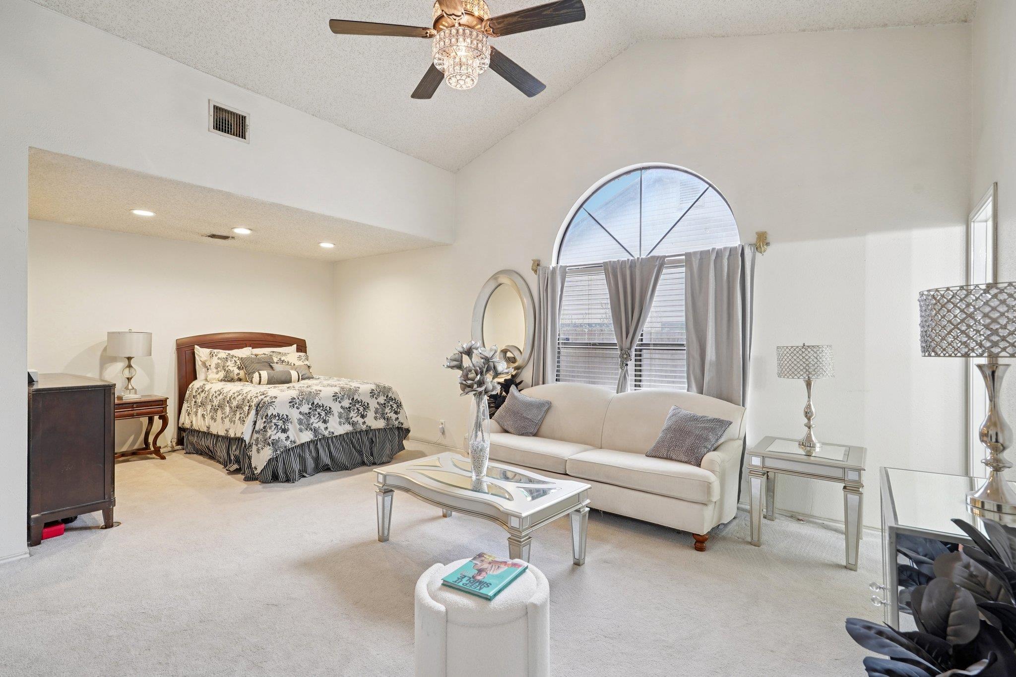 17011 Vista Village Dr, San Antonio, TX 78247