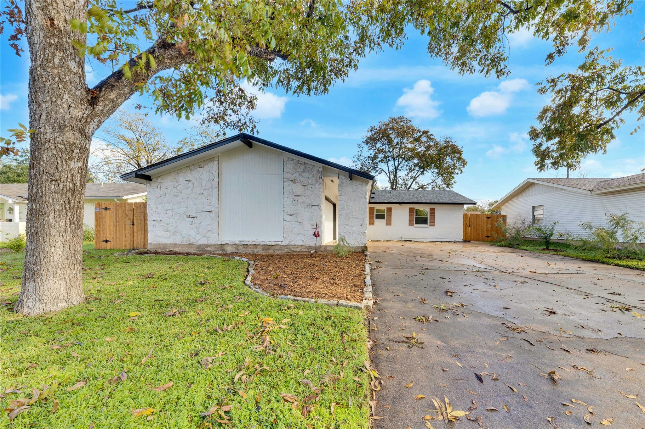 8213 Briarwood Ln, Austin, TX 78757
