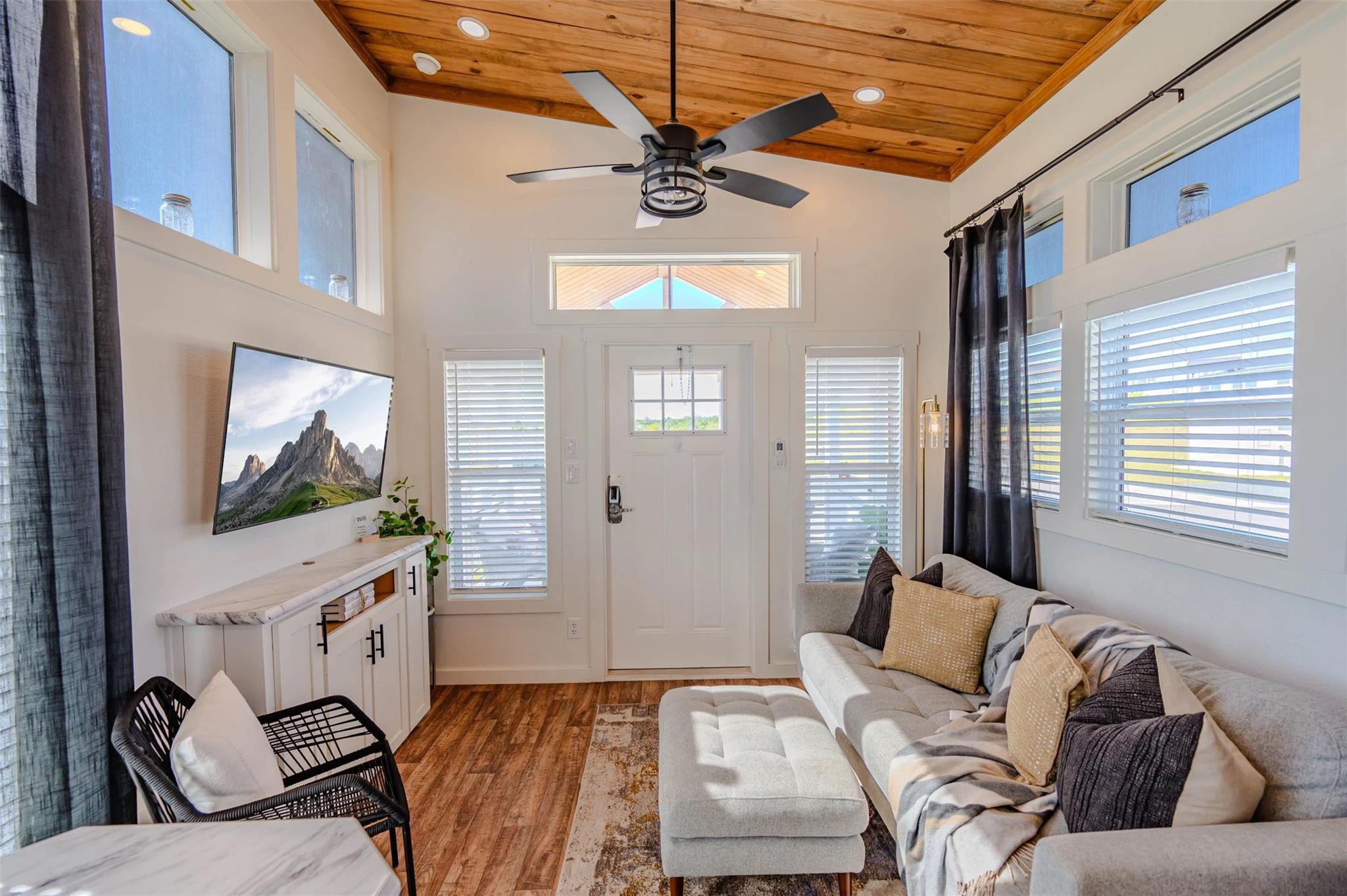 5386 Ranch Road 1376 # 88, Fredericksburg, TX 78624